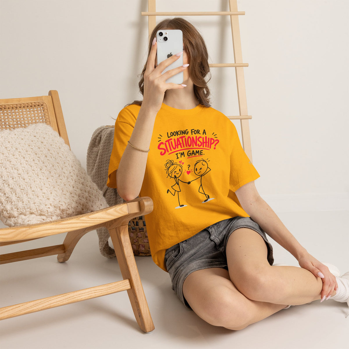 "Looking for a Situationship? I'm Game" T-Shirt