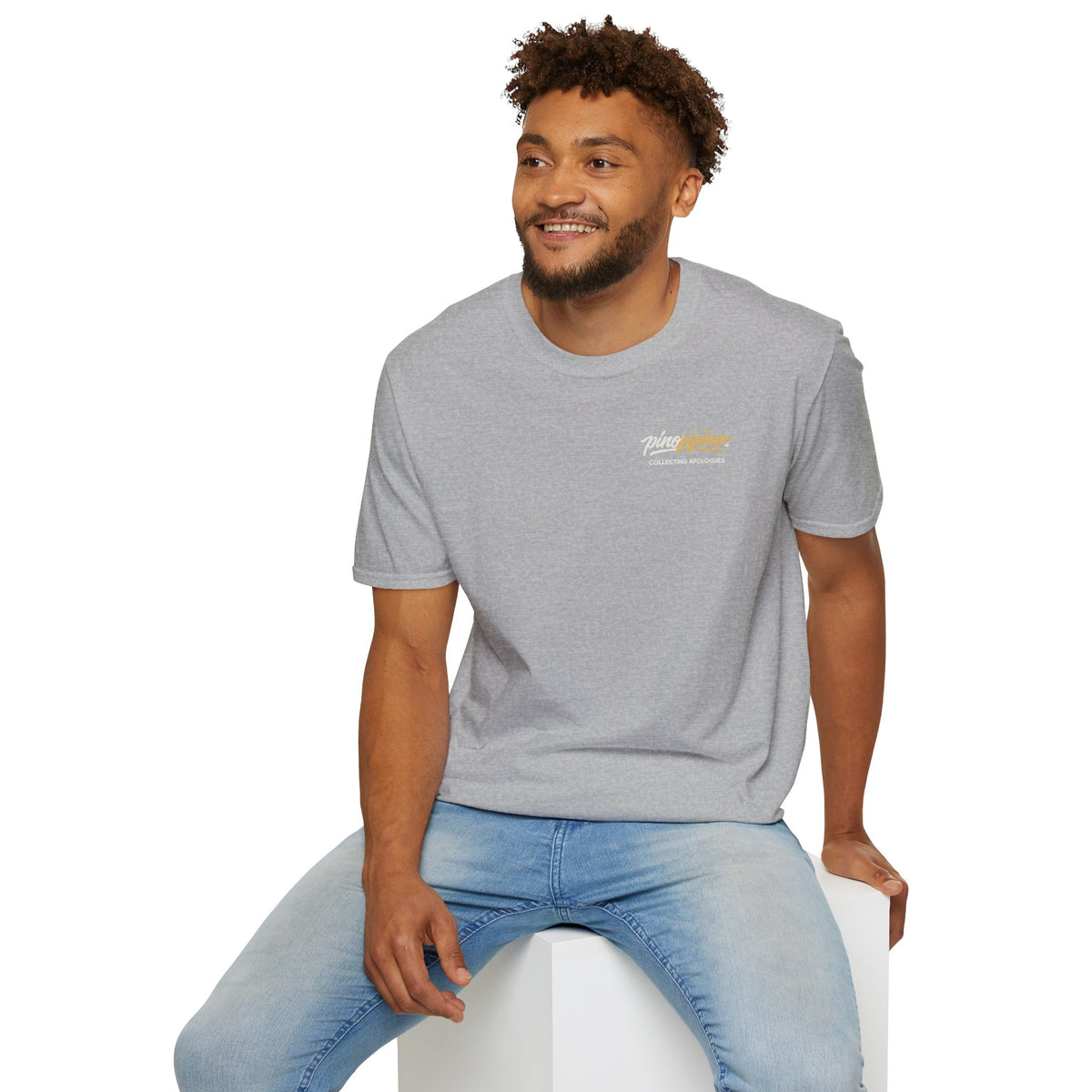 “My Mom’s Favorite Hobby? Collecting Apologies She Didn’t Earn.” Retro Graphic Tee