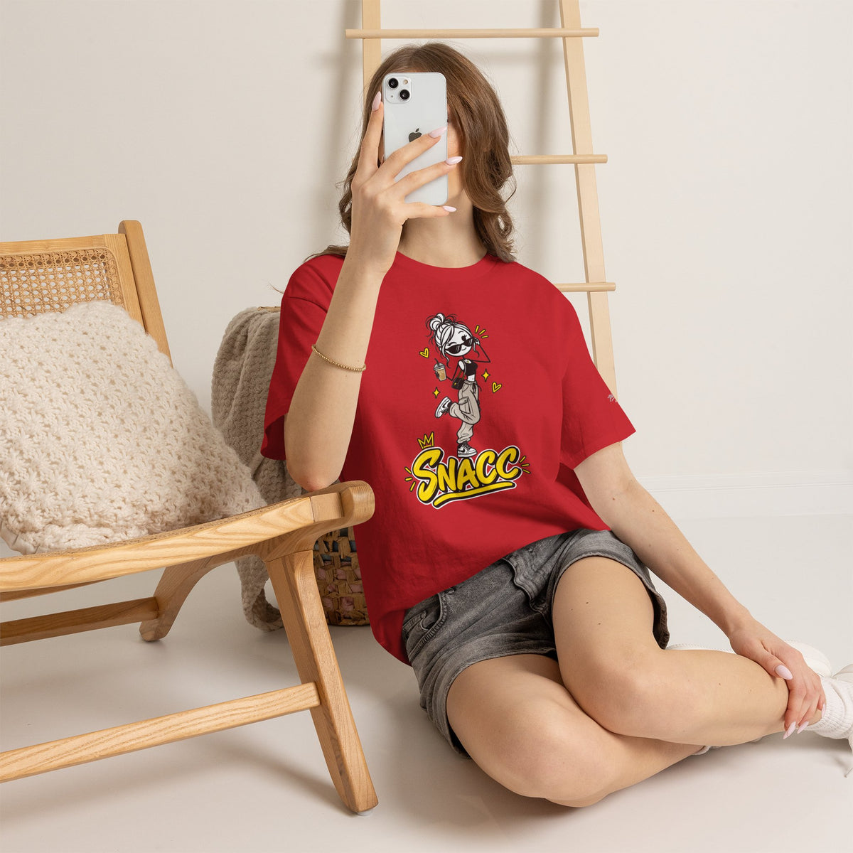 "SNACC" Woman Streetwear Graphic Tee